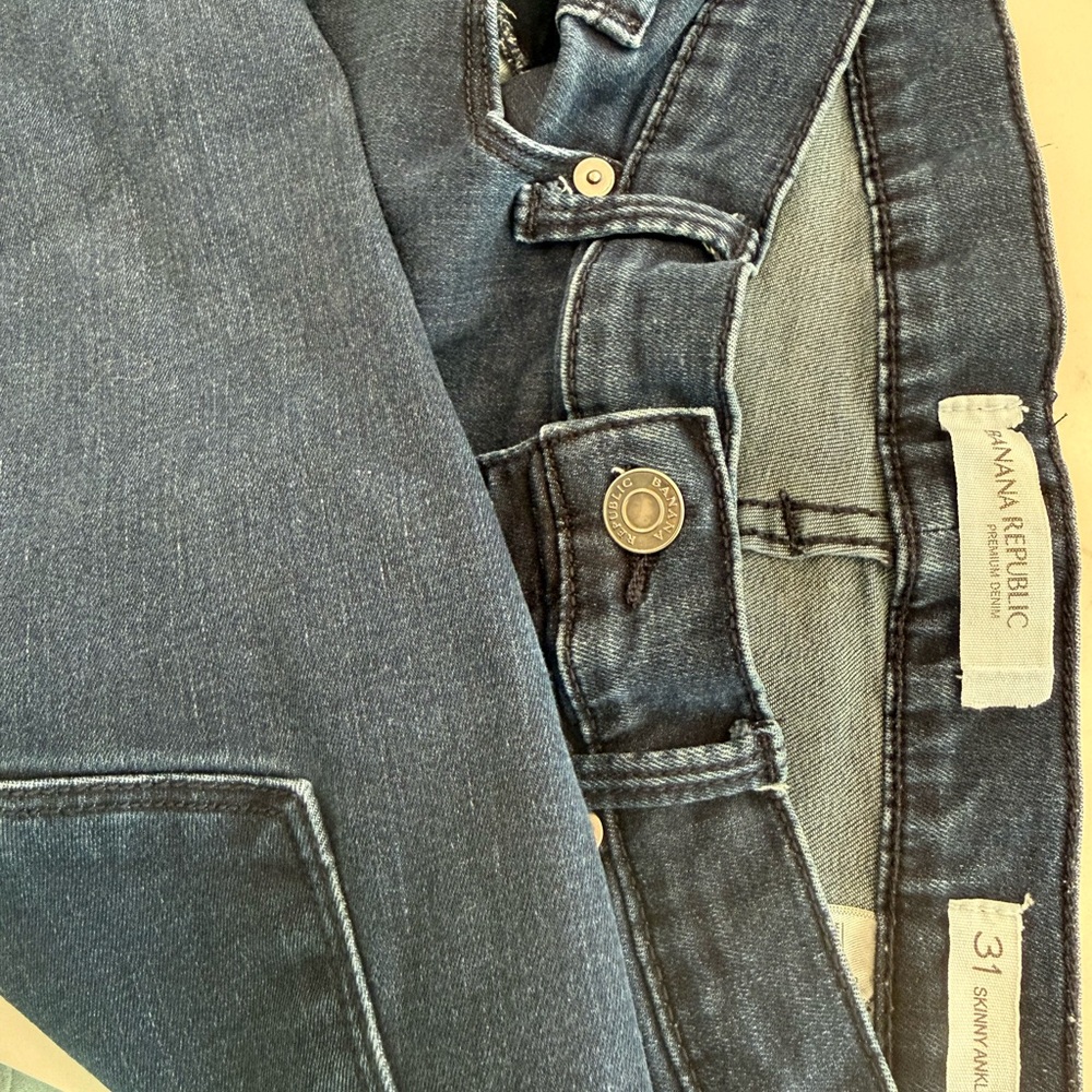 Banana Republic Women's Dark Blue Skinny Jeans